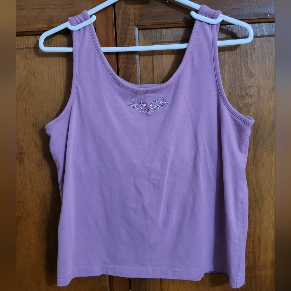 Sleeveless Shelf Tank~